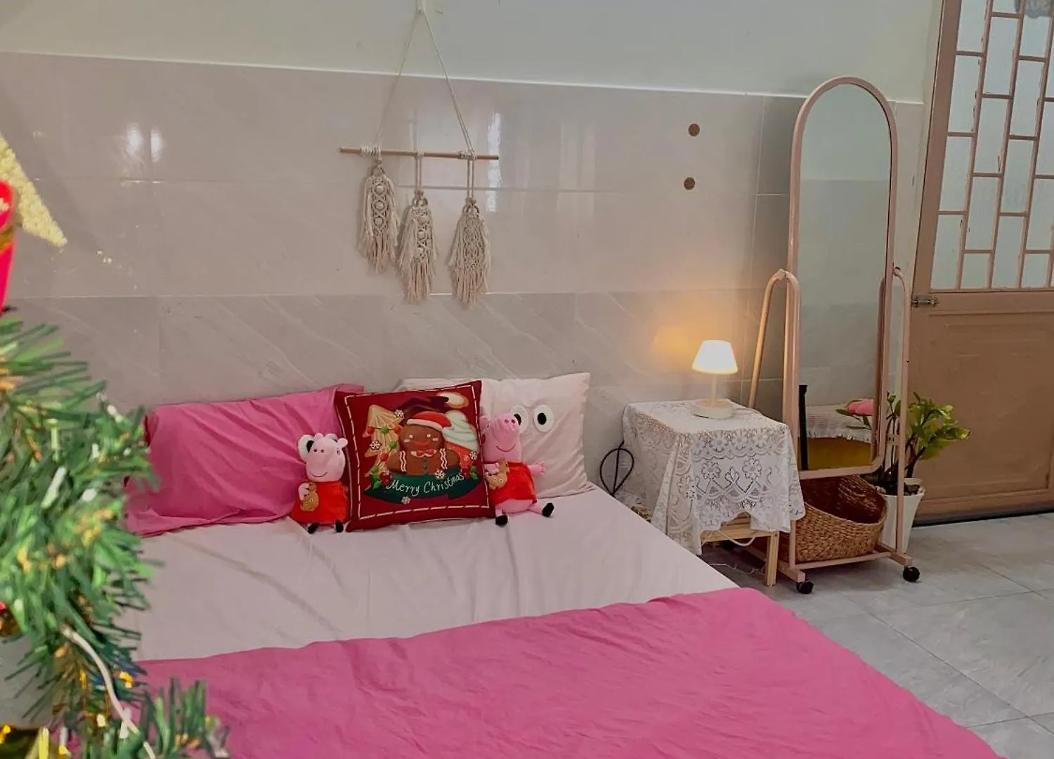 Homestay Tuyet Trinh 나트랑 3*,  베트남