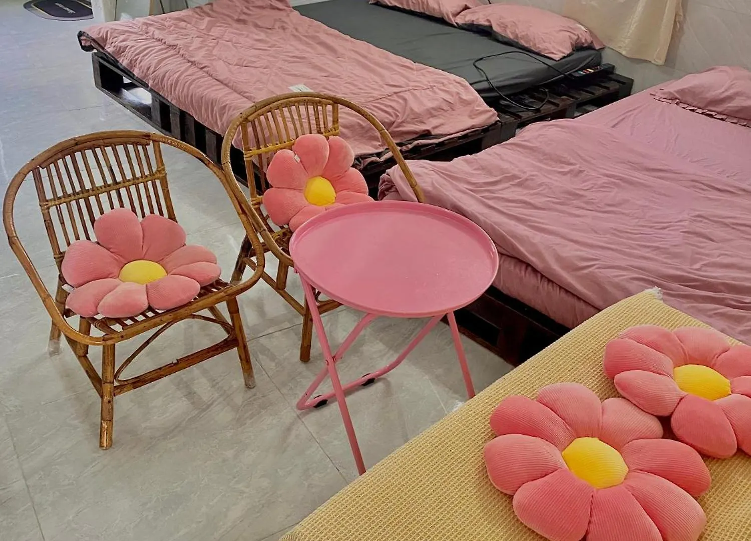 Homestay Tuyet Trinh 나트랑 3*,  베트남