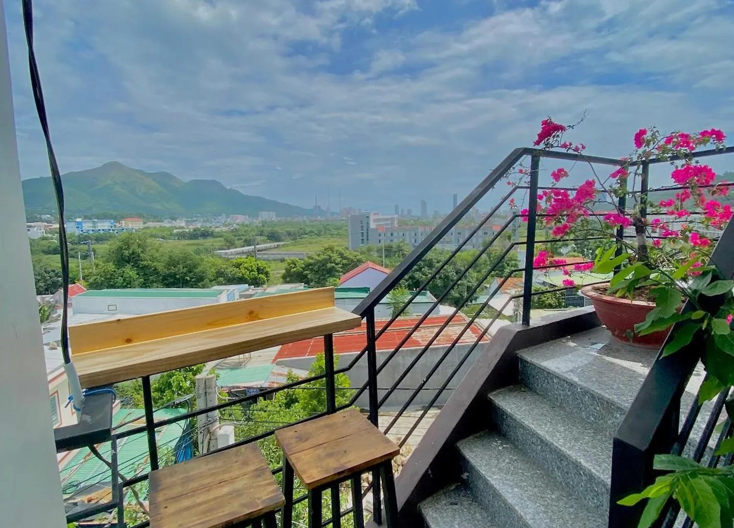 Homestay Tuyet Trinh 芽庄 越南