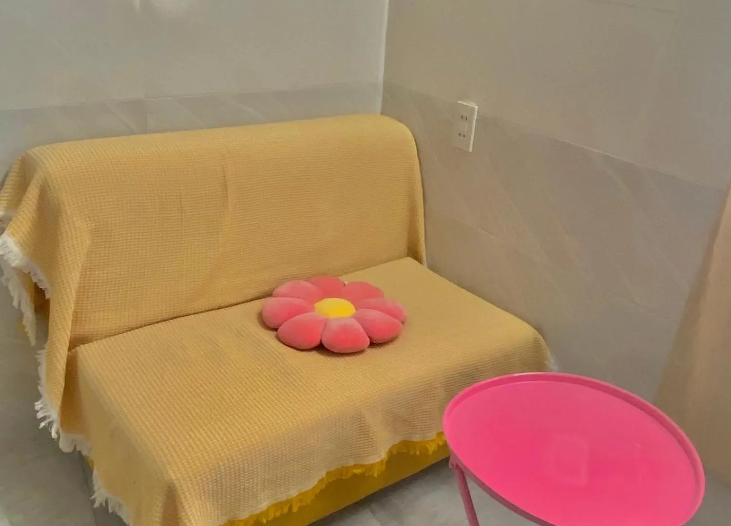 Homestay Tuyet Trinh 芽庄 3*,